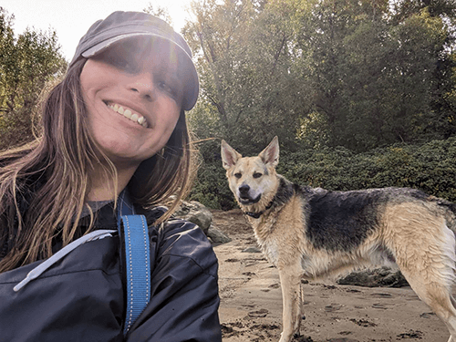 Tracy, Pet CPR & First Aid Certified dog walker and pet carer in West Linn, Oregon City, and Lake Oswego
